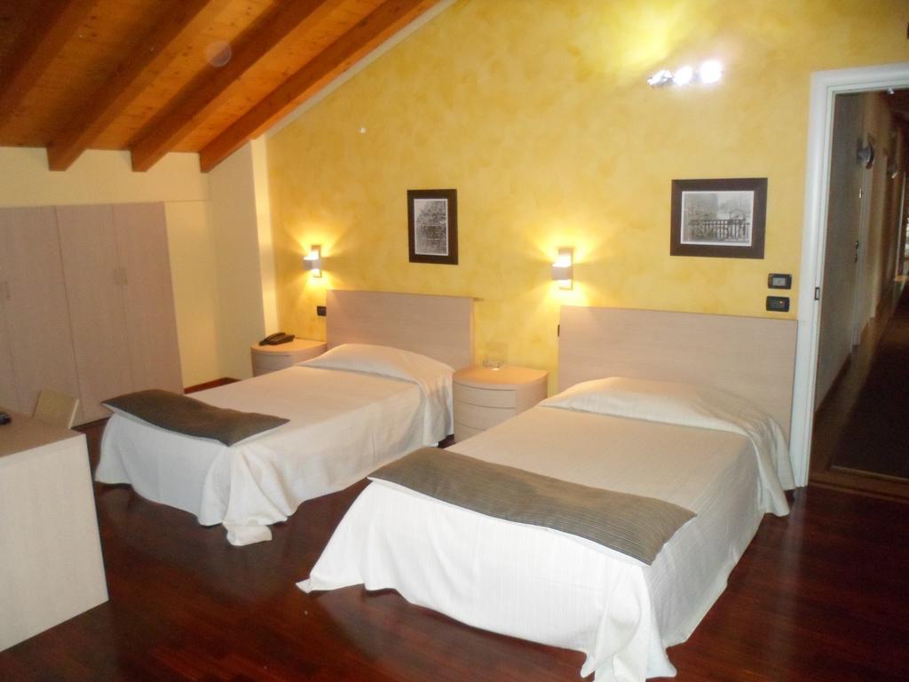 Hotel Fontana Santa Grumello del Monte Exteriér fotografie